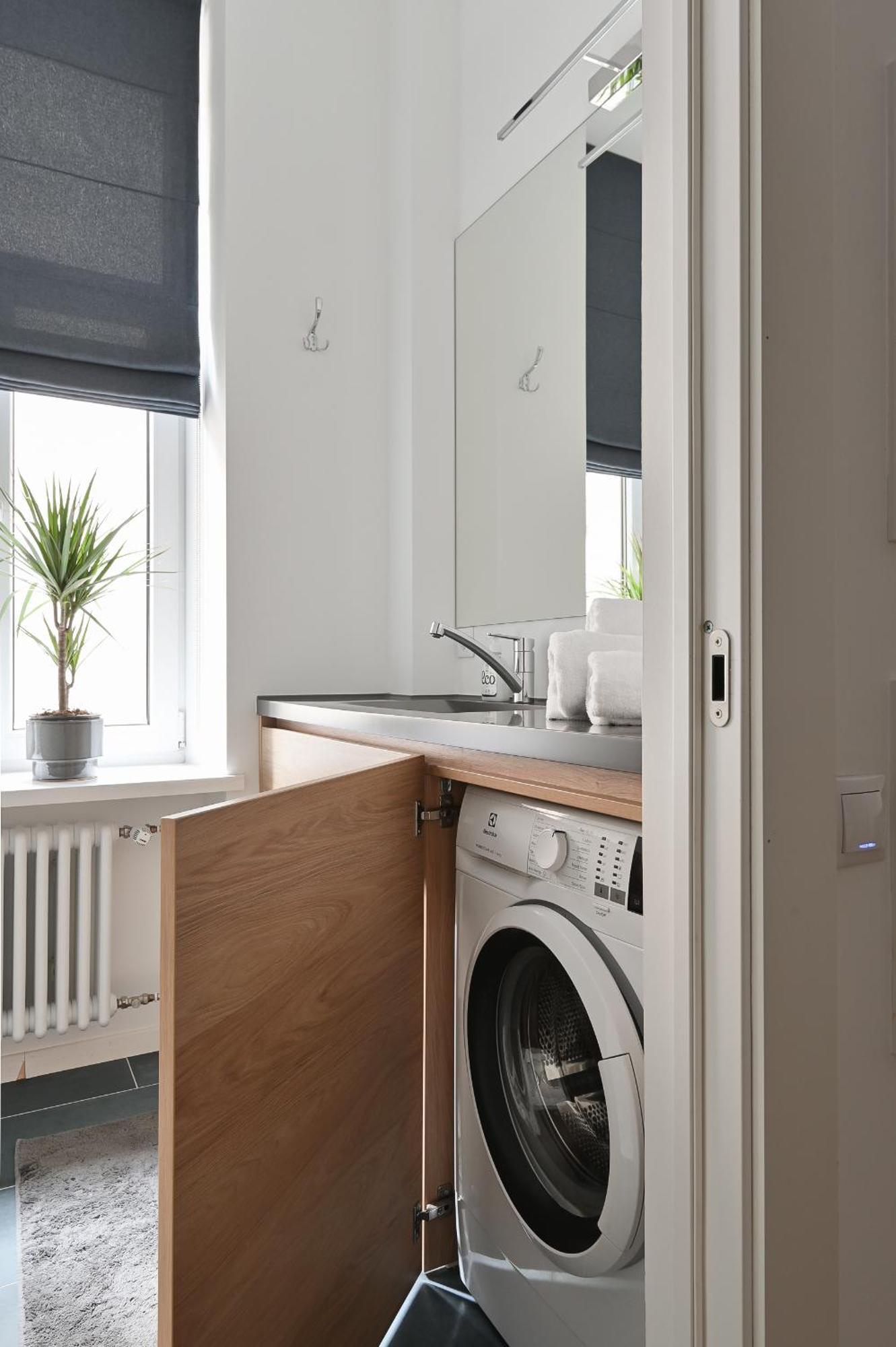 Lovely Studio Apartment In The Heart Of Riga Buitenkant foto